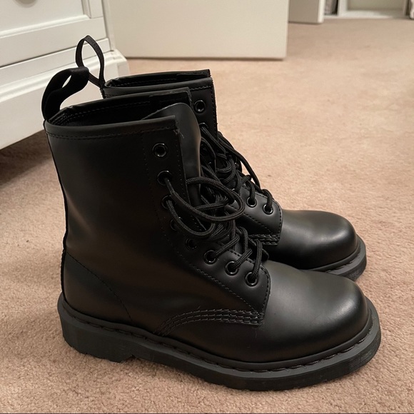 Dr. Marten boots - Picture 6 of 9